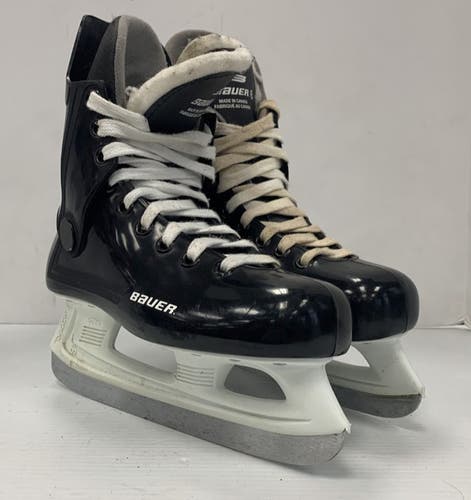Vintage Bauer Plastic hockey skates size 6 D *Made in Canada* black plastic boot