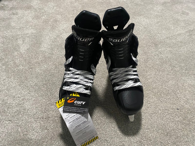 Senior New Bauer Supreme Mach Hockey Skates Regular Width Size 8