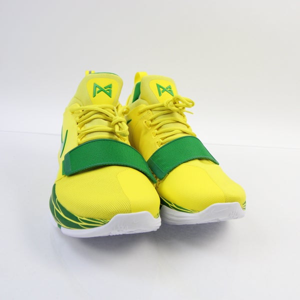 Oregon Ducks Nike Basketball Shoe Men's Yellow/Green New 17 | SidelineSwap