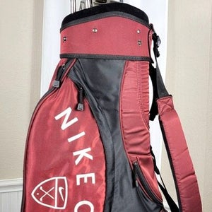 Nike Men's Golf Set With Nice Matching Nike Golf Cart Bag