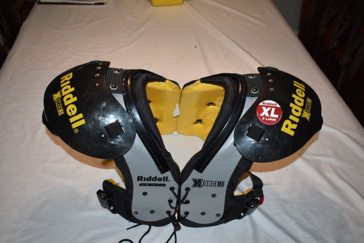 Riddell XForce II Football Shoulder Pads, Youth XL (14-15") - Great Condition!