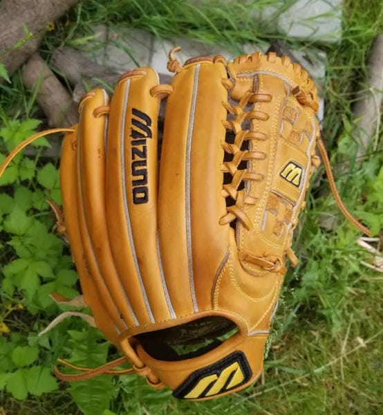 Rare Mizuno Pro Limited Edition MZP 10 