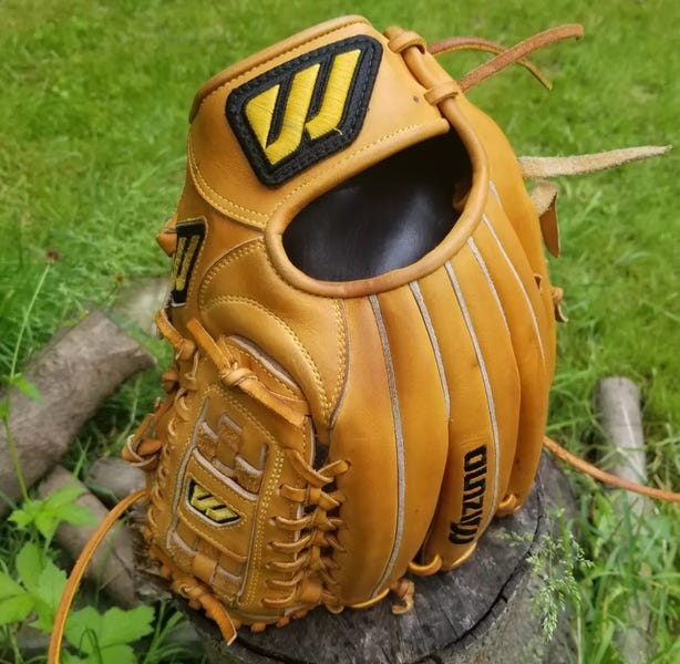 Rare Mizuno Pro Limited Edition MZP 10 