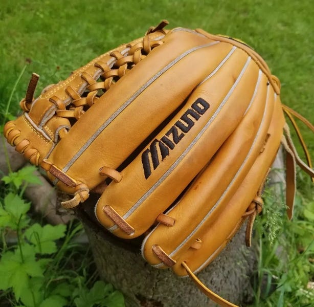 Rare Mizuno Pro Limited Edition MZP 10 