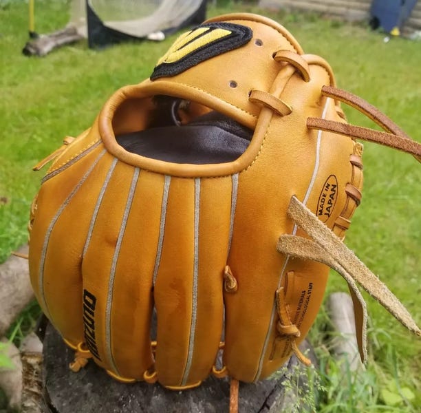 Rare Mizuno Pro Limited Edition MZP 10 