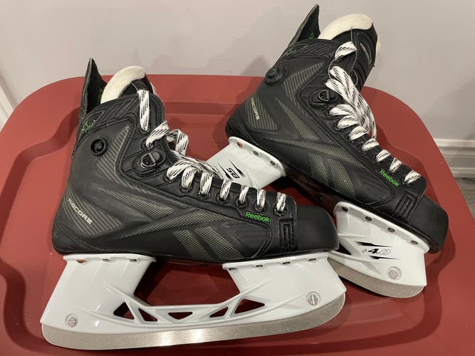New with box Reebok Ribcor XT pro senior skates -7D