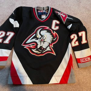 NHL vintage Buffalo Sabres PECA CCM jersey- boy S/M