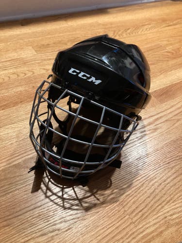 Used Medium CCM FM50 Helmet