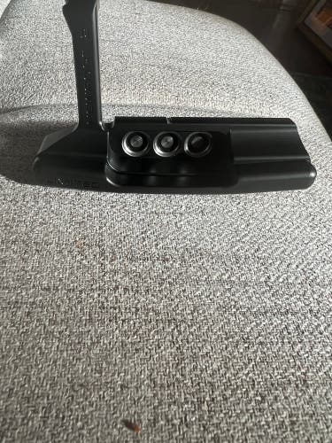 New Blade 35" Special Select Newport Putter