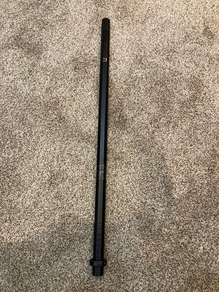 Like New Maverik Union Lacrosse Shaft