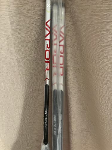 Senior Left Hand P28 70 Flex New Vapor Hyperlite Hockey Stick