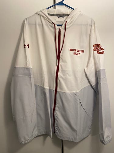 Boston College BC Hockey Team Issued Under Armour Hoodie Jacket, New, Large