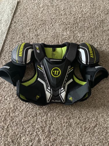 Warrior Alpha DX3 Shoulder Pads -Small