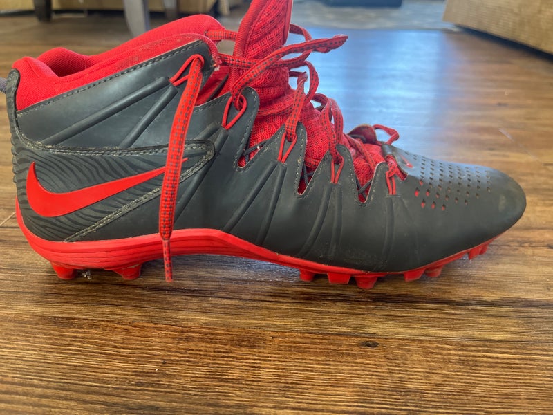 Red Men's Turf Cleats Nike Huarache
