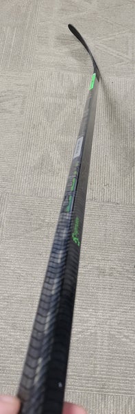 New Senior CCM Right Hand RibCore Trigger 6 Pro Hockey Stick P90TM 80 Flex