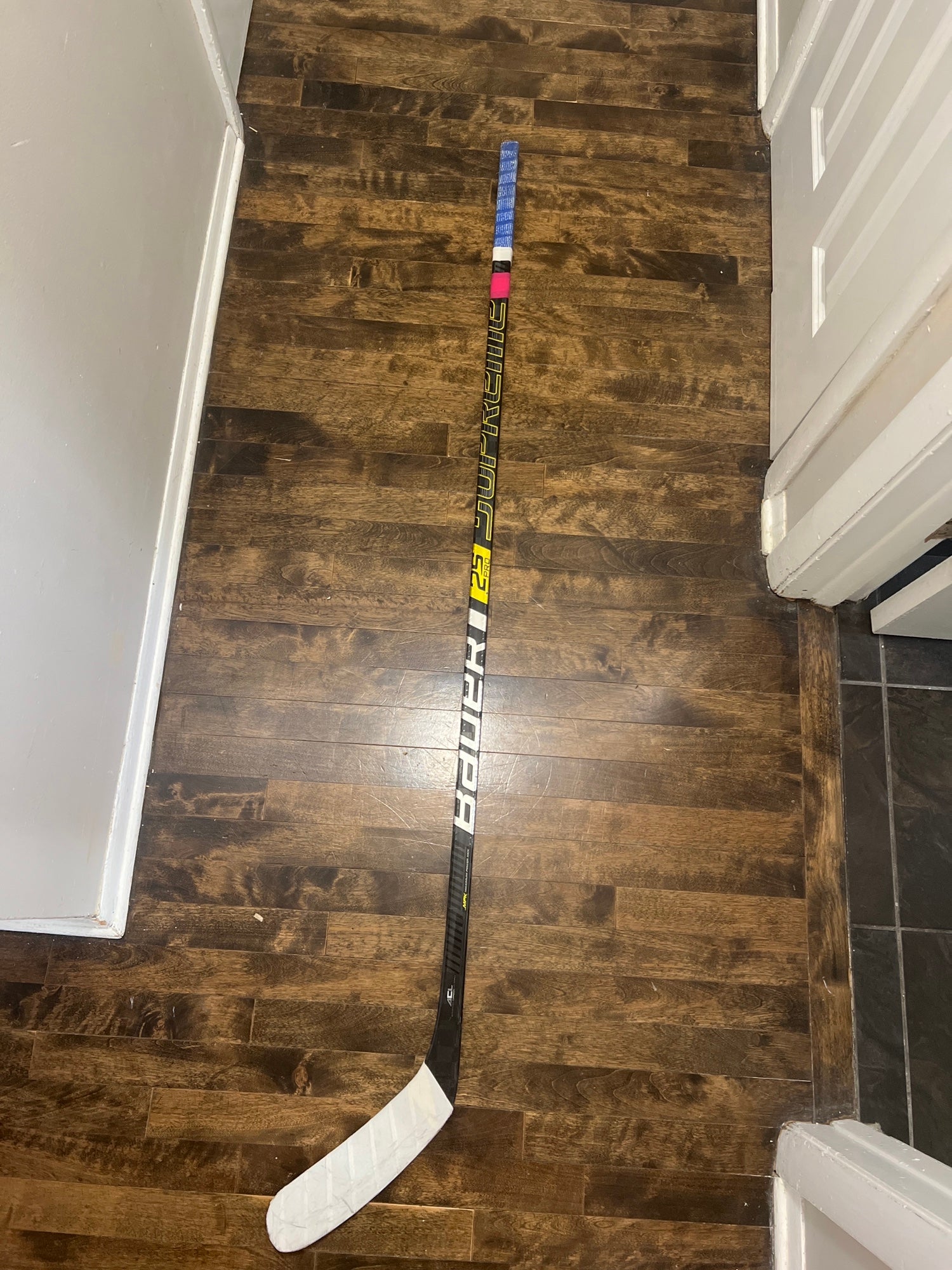 William Nylander Game Used 6IX Skyline Stick 21-22 Season (Bauer Supre – Pro  Source Hockey