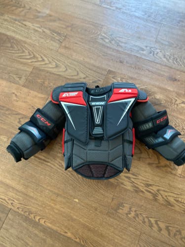 CCM JR Extreme E 2.5 Chest Protector