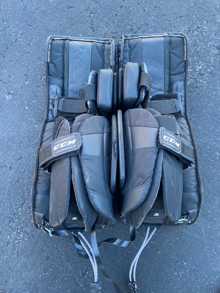 Used 30" Regular CCM Extreme Flex 5.9 Goalie Full Set