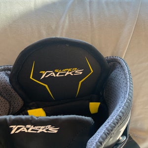 Youth Used Small CCM Super Tacks Hockey Pants