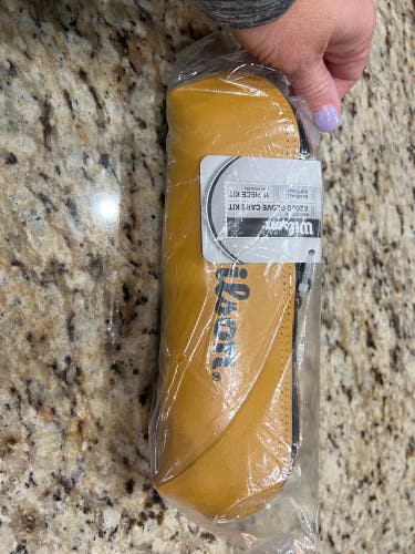 Relacing & Glove Care Tools