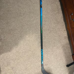 Senior Right Handed P92  Nexus Geo Hockey Stick