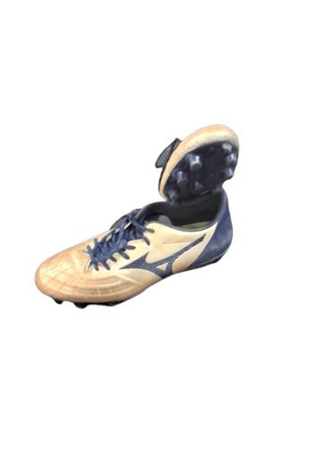 Used Senior 8 Cleat Soccer Outdoor Cleats