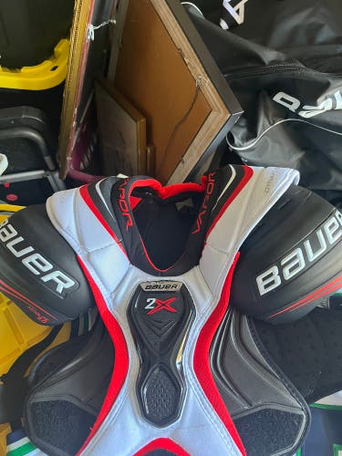 Bauer Vapor 2X Shoulder Pads Senior Medium