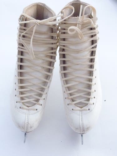 Used SP-TERI Figure Skates Size 4