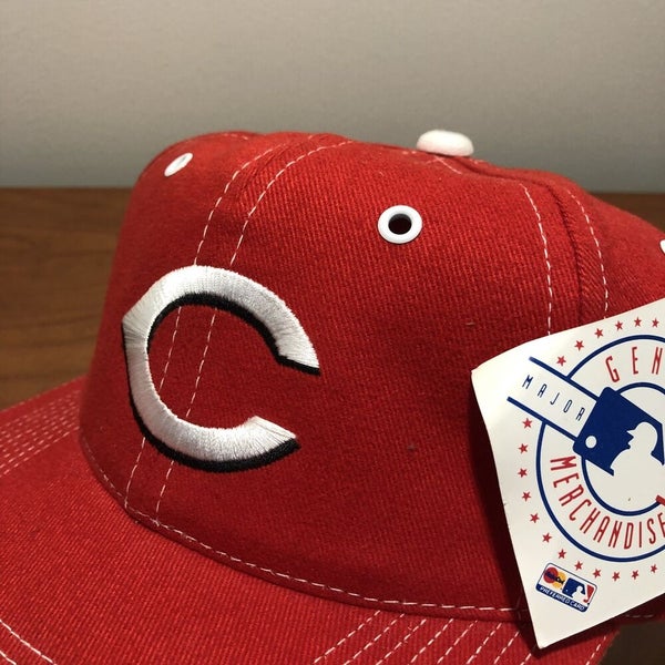 Vintage CINCINNATI REDS Official Licensee Twins MLB Adjustable SnapBack Red  Cap
