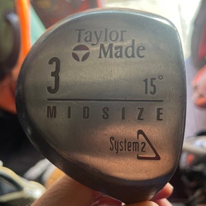 Taylormade midsize golf club 3.  In right Handed  Graphite shaft  In regular