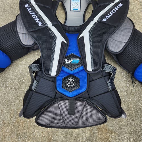 Used Large Vaughn Velocity V9 Pro Goalie Chest Protector