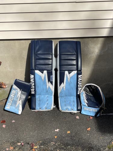 35" Regular Ve8 Pro Carbon Goalie Full Set