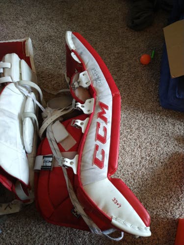 Used 33"+1 CCM Extreme Flex II Goalie Leg Pads