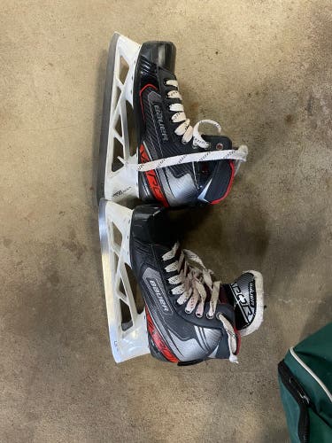 Used Bauer Regular Width Size 7 Vapor X2.7 Hockey Goalie Skates
