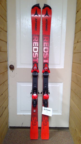 Atomic Redster S9 152 cm Slalom Skis with Bindings | SidelineSwap