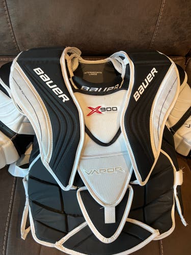 Used Large Bauer Goalie Chest Protector