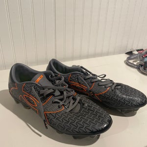 Gray Men's Molded Cleats Under Armour Cleats