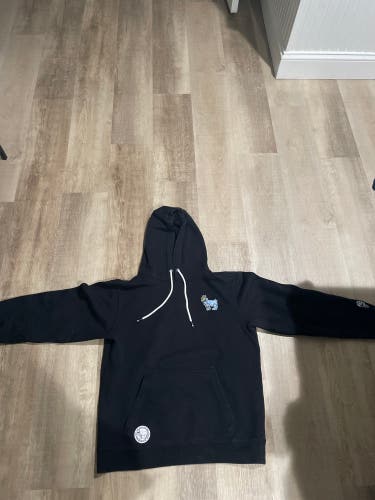 Black Used Medium  Sweatshirt