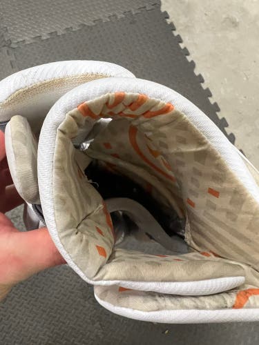 Used Player's Warrior large Lacrosse Gloves