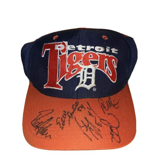 Vtg Detroit Tigers The Game Fitted Size 7 1/8 Baseball Hat Autographed Signed