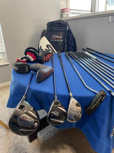 Titleist complete golf set with bag Scotty