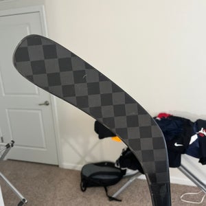 New Left Hand P88 Vapor Hyperlite Hockey Stick