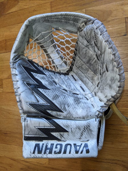 Vaughn Pro V Elite Glove Regular Villilta LA Kings