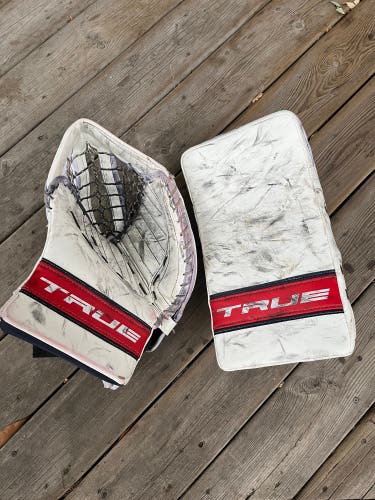 True L87 Glove And Blocker