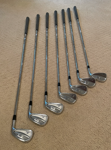 Men's Right Handed Cobra S3 Pro Forged Iron Set