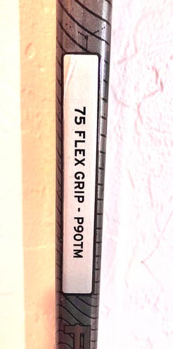 Senior Right Handed P90TM Ribcore Trigger 6 Pro Hockey Stick