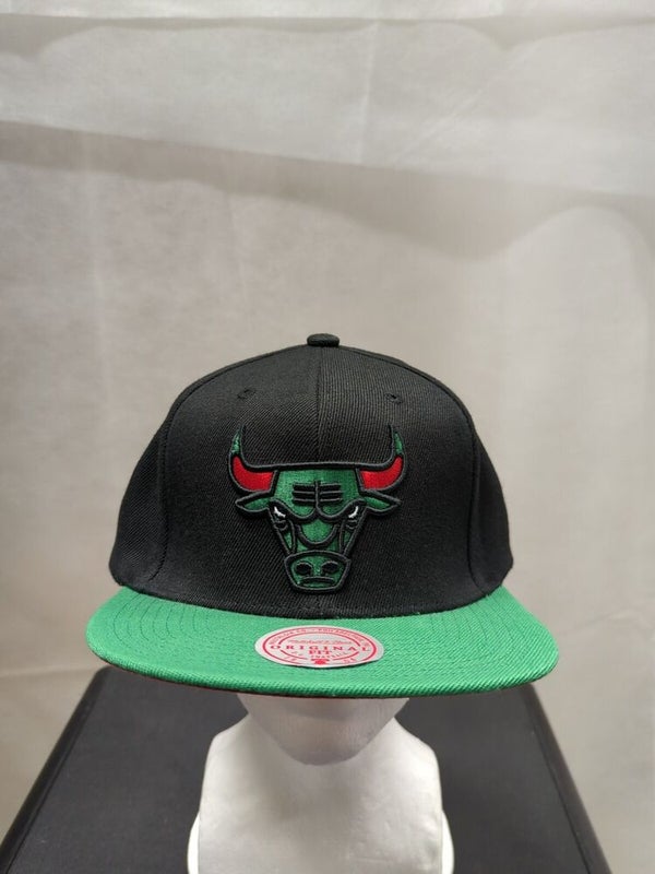 Mitchell & Ness Olive Boonie Bucket Hat (Chicago Bulls Vintage, L/XL) :  Sports & Outdoors 