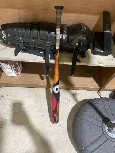 Used BBCOR Certified DeMarini (-3) 29 oz 32" Voodoo One Balanced Bat