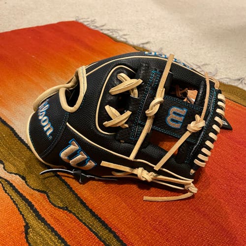 Brand New Wilson A2000 DP15SC Baseball Glove 11.5"