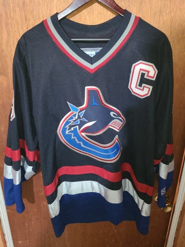 Vancouver Canucks Marcus Naslund Jersey